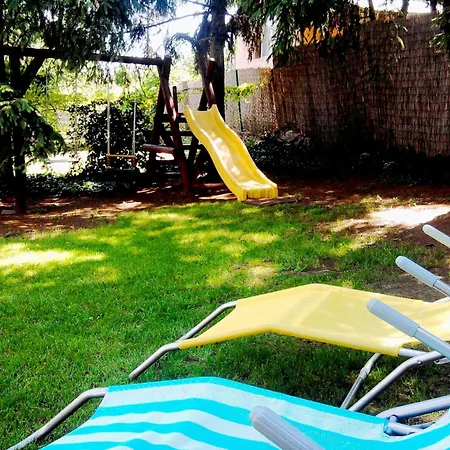 Konukevi Gyoengyszem Vendeghaz