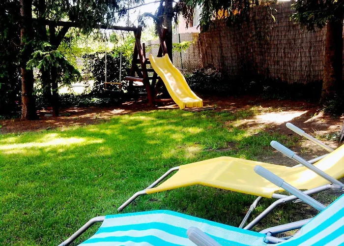 Konukevi Gyoengyszem Vendeghaz