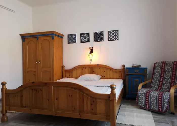 Gyoengyszem Vendeghaz 3* Eğri