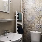 Gyoengyszem Vendeghaz Guest house Eger