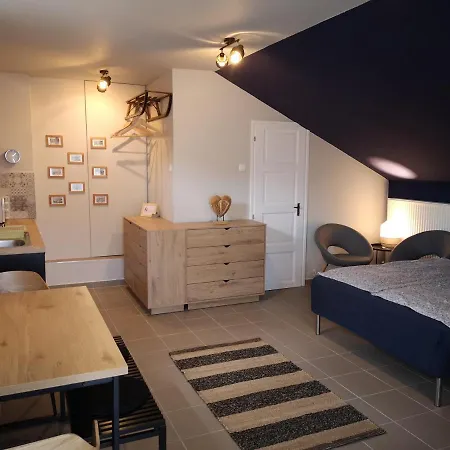 Gyoengyszem Vendeghaz Πανσιόν