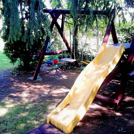 Gyoengyszem Vendeghaz Еґер