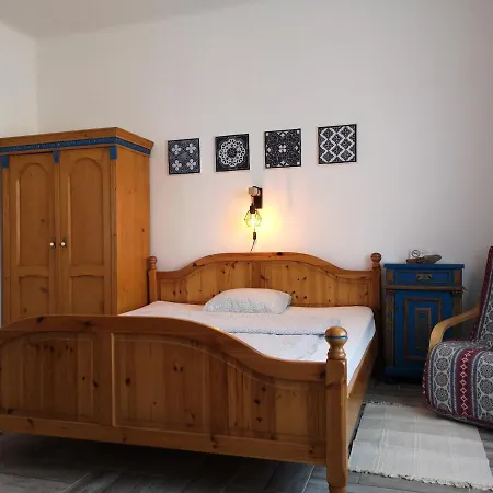 Gyoengyszem Vendeghaz 3* Έγκερ