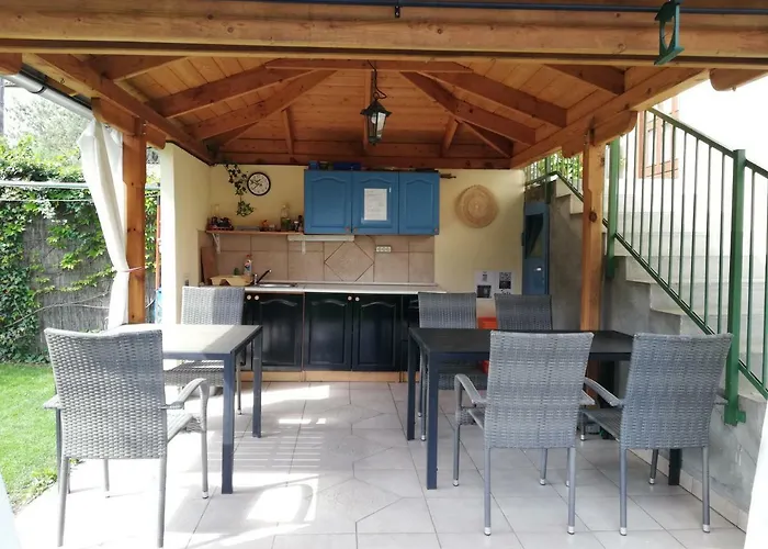 Gyoengyszem Vendeghaz 3*